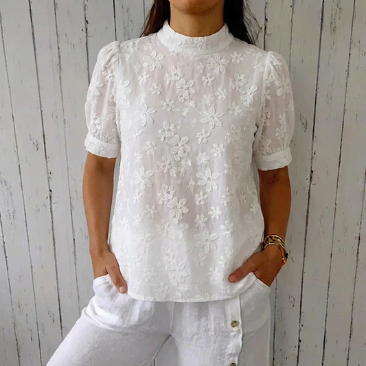Doutzen™ – Lightweight Embroidered Blouse