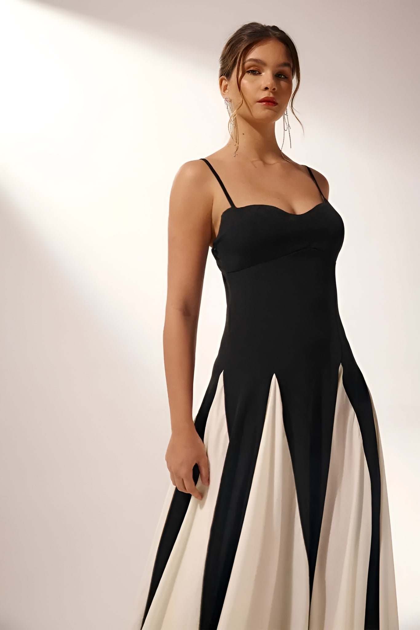 Lora - Maxi Dress